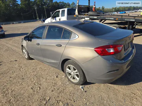 2018 Chevrolet Cruze Lt VIN 1G1BE5SM7J7148669 фото 2