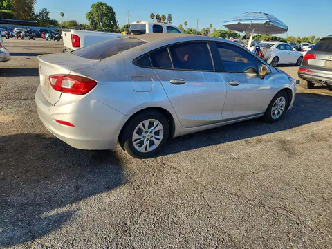2019 Chevrolet Cruze VIN 1G1BC5SM1K7126013 фото 3
