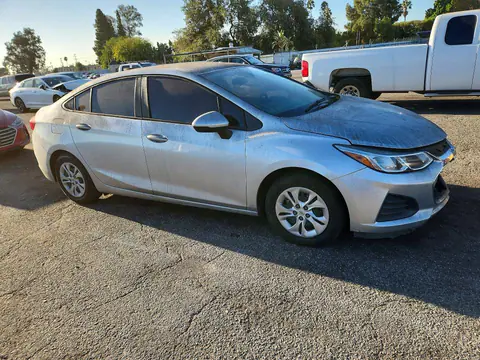 2019 Chevrolet Cruze VIN 1G1BC5SM1K7126013 фото 4