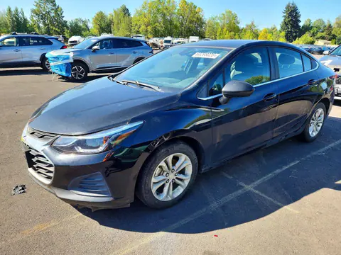 1G1BE5SM1K7128290 — 2019 Chevrolet Cruze, Задняя часть (Rear End), фото до ремонта