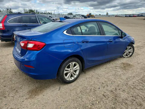 2019 Chevrolet Cruze VIN 1G1BE5SM7K7138015 фото 3