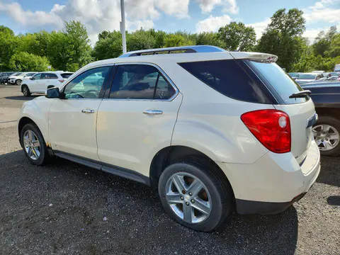 2015 Chevrolet Equinox VIN 1GNFLHEK9FZ121812 фото 2