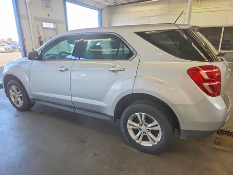 2017 Chevrolet Equinox VIN 2GNALBEKXH1545616 фото 2