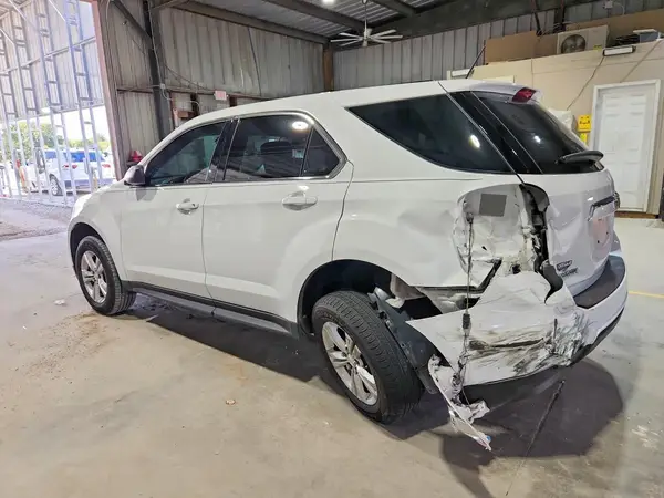 2GNALBEK1H1579525 — 2017 Chevrolet Equinox, фото 2 с аукциона Copart, Задняя часть