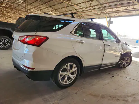 2GNAXKEX7J6232354 — 2018 Chevrolet Equinox, фото 3 с аукциона Copart 30.09.2026, Передняя часть