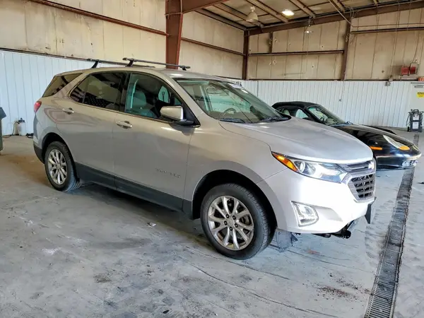2GNAXSEV4J6154193 — 2018 Chevrolet Equinox, фото 4 с аукциона Copart, Передняя часть
