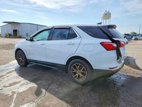 2GNAXJEV0J6310823 — 2018 Chevrolet Equinox, фото 2 с аукциона Copart 30.09.2026, Задняя часть