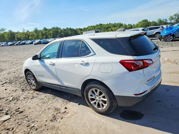 3GNAXUEU0JS555776 — 2018 Chevrolet Equinox, фото 2 с аукциона Copart, Естественный износ