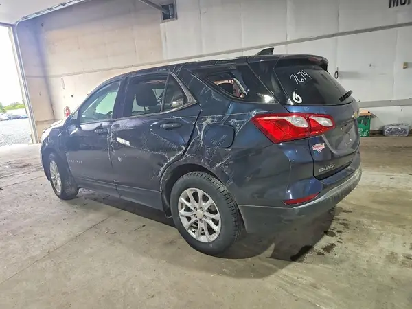 3GNAXJEV2JL347674 — 2018 Chevrolet Equinox, фото 2 с аукциона Copart, Боковая часть