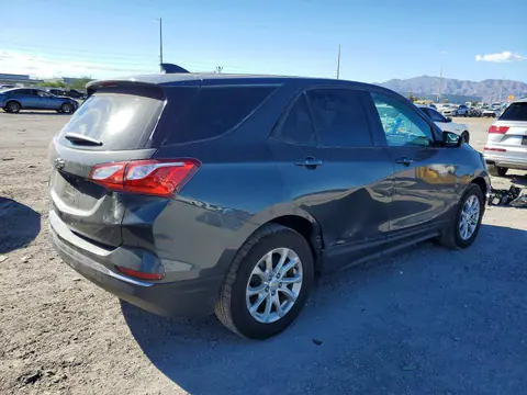 2018 Chevrolet Equinox VIN 2GNAXHEV1J6222310 фото 3