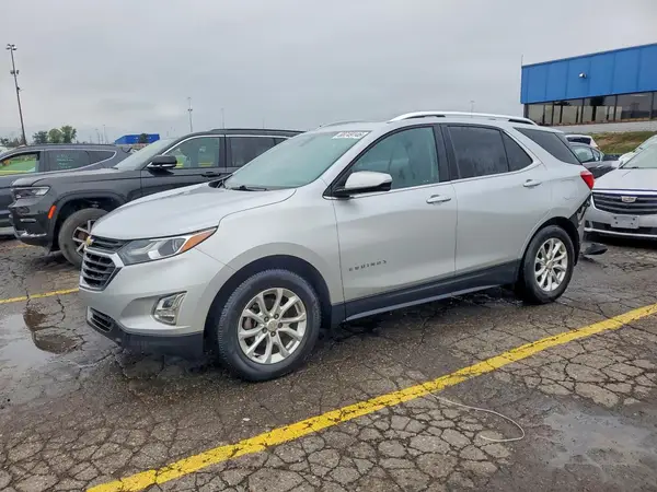 2GNAXJEV3J6327373 Chevrolet Equinox 2018 — повреждение Задняя часть, фото до ремонта