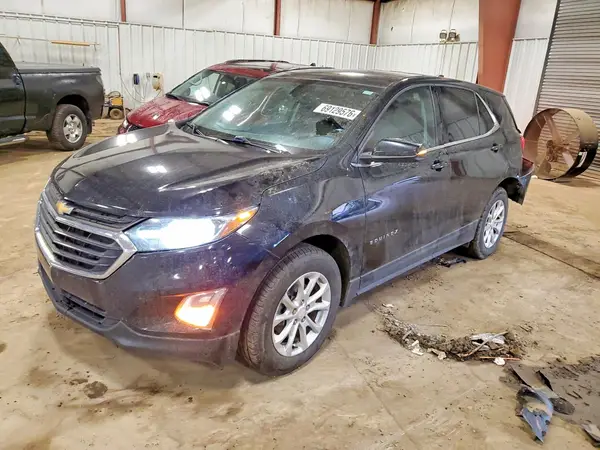 2GNAXJEV1J6120755 — 2018 Chevrolet Equinox, Задняя часть (Rear End), фото до ремонта