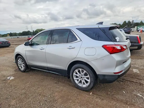 3GNAXJEV4JS620443 — 2018 Chevrolet Equinox, фото 2 с аукциона Copart, Передняя часть