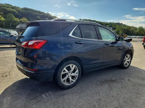 3GNAXTEX7JS576239 — 2018 Chevrolet Equinox, фото 3 с аукциона Copart, Передняя часть