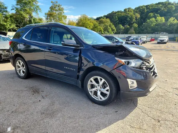 3GNAXTEX7JS576239 — 2018 Chevrolet Equinox, фото 4 с аукциона Copart, Передняя часть