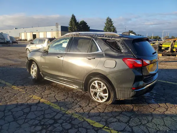 2GNAXKEX1J6219549 — 2018 Chevrolet Equinox, фото 2 с аукциона Copart, Опрокидывание