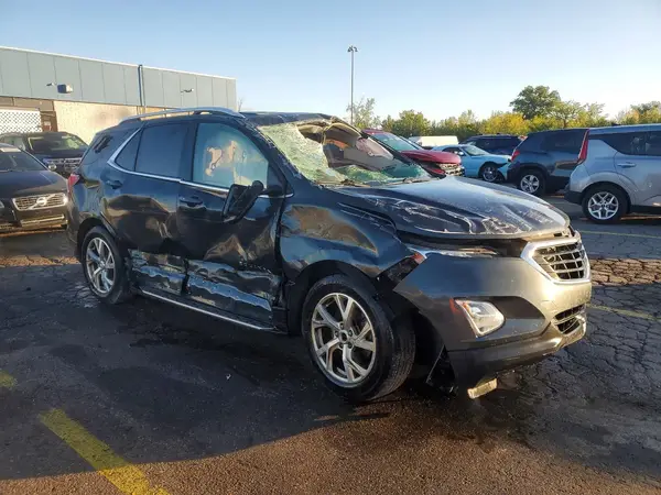 2GNAXKEX1J6219549 — 2018 Chevrolet Equinox, фото 4 с аукциона Copart, Опрокидывание
