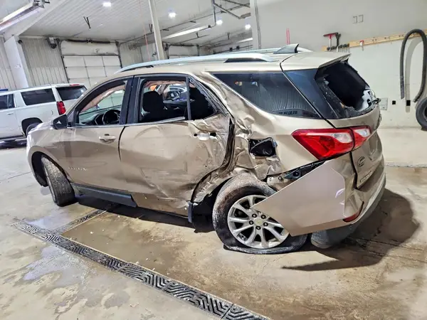 2GNAXSEV2J6221972 — 2018 Chevrolet Equinox, фото 2 с аукциона Copart 12.10.2026, Задняя часть