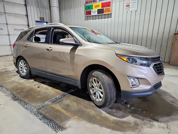 2GNAXSEV2J6221972 — 2018 Chevrolet Equinox, фото 4 с аукциона Copart 12.10.2026, Задняя часть