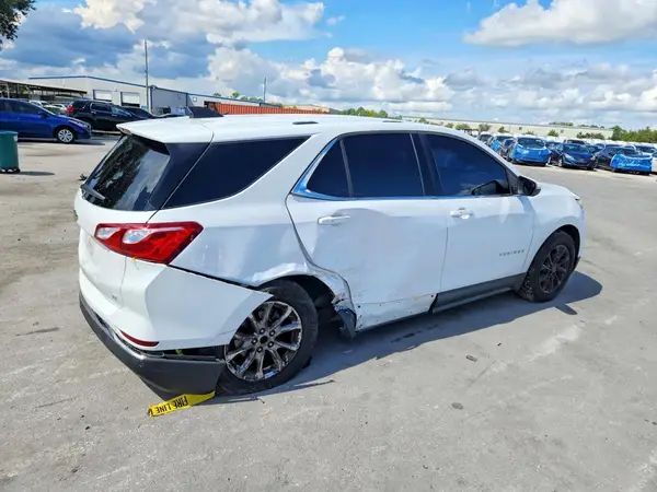 2GNAXJEV2J6190359 — 2018 Chevrolet Equinox, фото 3 с аукциона Copart 08.10.2026, Боковая часть