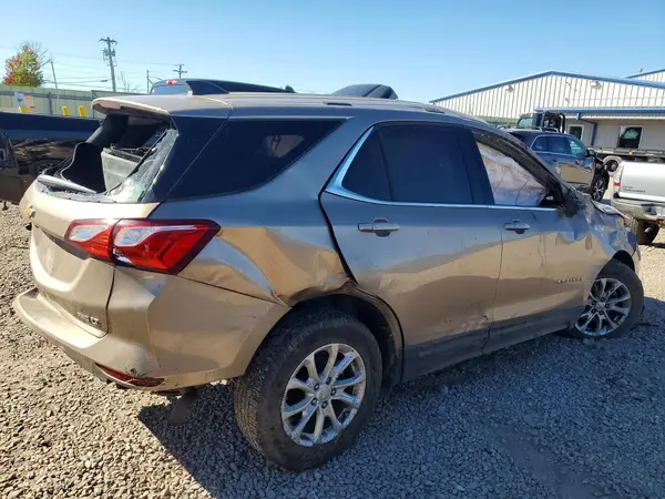 2GNAXSEV8J6278368 — 2018 Chevrolet Equinox, фото 3 с аукциона Copart, Опрокидывание