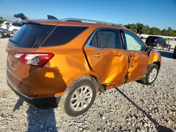 2GNAXSEV4J6102658 — 2018 Chevrolet Equinox, фото 3 с аукциона Copart, Боковая часть