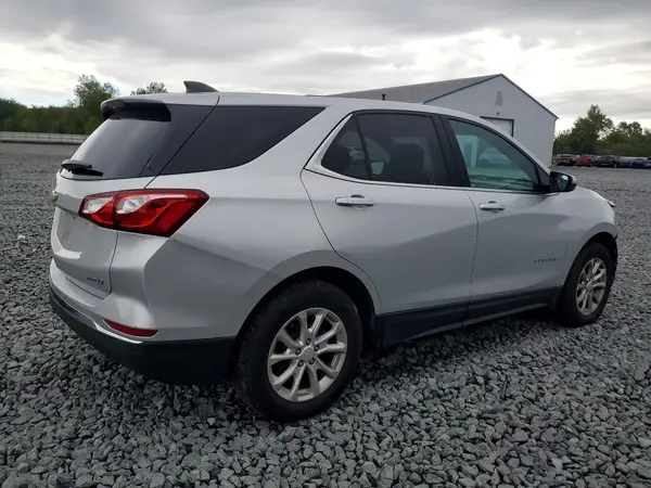 2GNAXSEV5J6293748 — 2018 Chevrolet Equinox, фото 3 с аукциона Copart 01.10.2026, Передняя часть