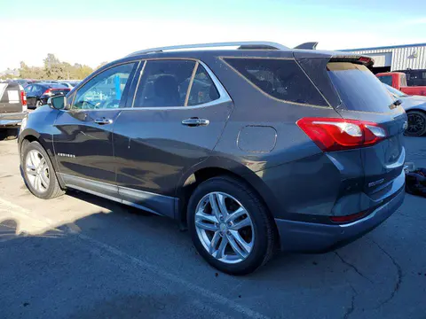 2018 Chevrolet Equinox VIN 2GNAXMEV0J6108596 фото 2