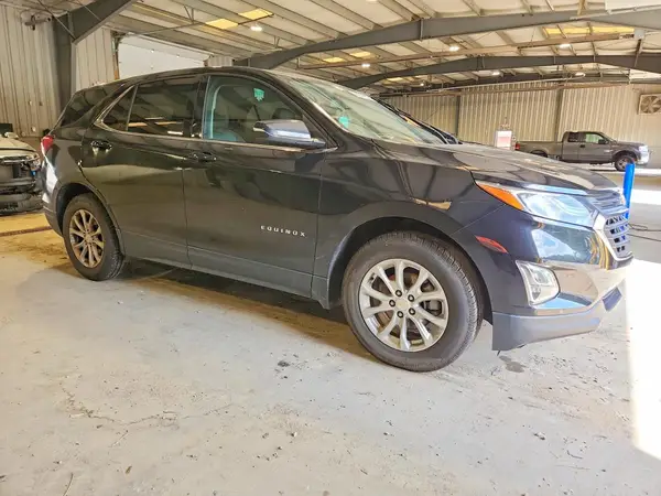 2GNAXKEV5K6173174 — 2019 Chevrolet Equinox, фото 4 с аукциона Copart, Подтопление