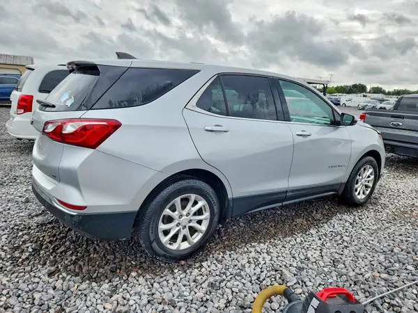 2GNAXKEV1K6184155 — 2019 Chevrolet Equinox, фото 3 с аукциона Copart, Передняя часть