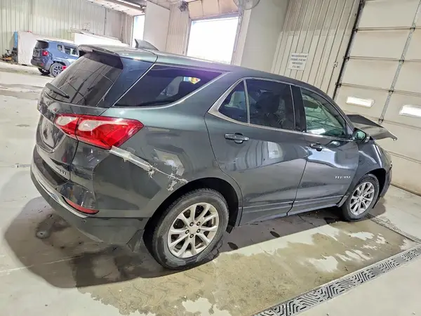 3GNAXUEV1KS592457 — 2019 Chevrolet Equinox, фото 3 с аукциона Copart, Передняя часть