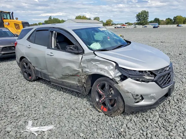 2GNAXLEX0K6216956 — 2019 Chevrolet Equinox, фото 4 с аукциона Copart, Боковая часть
