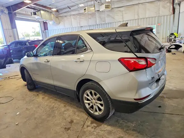 2GNAXUEV1K6217120 — 2019 Chevrolet Equinox, фото 2 с аукциона Copart, Задняя часть