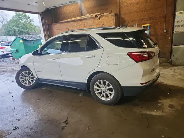 2GNAXUEVXL6143844 — 2020 Chevrolet Equinox, фото 2 с аукциона Copart 15.10.2026, Боковая часть