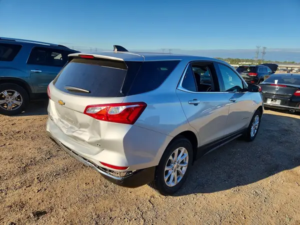 3GNAXKEV9LS731207 — 2020 Chevrolet Equinox, фото 3 с аукциона Copart, Передняя часть