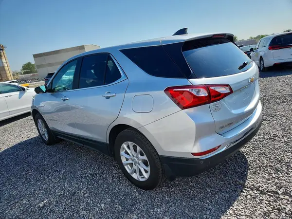 3GNAXUEV9MS107758 — 2021 Chevrolet Equinox, фото 2 с аукциона Copart, Град