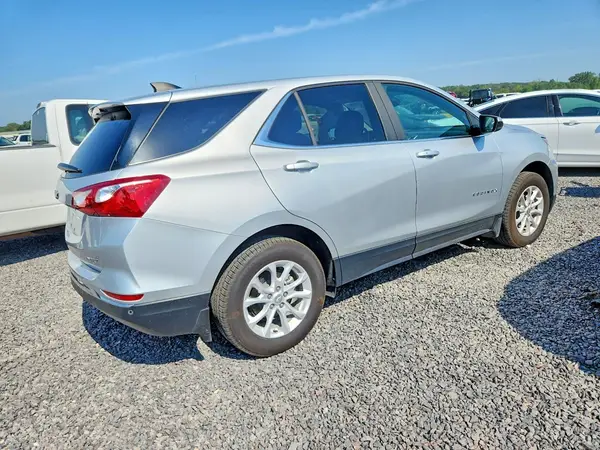 3GNAXUEV9MS107758 — 2021 Chevrolet Equinox, фото 3 с аукциона Copart, Град