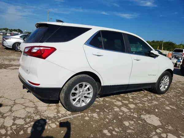 3GNAXKEV1MS112845 — 2021 Chevrolet Equinox, фото 3 с аукциона Copart, Передняя часть
