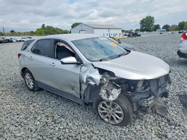 3GNAXKEV5MS142964 — 2021 Chevrolet Equinox, фото 4 с аукциона Copart 04.10.2026, Передняя часть