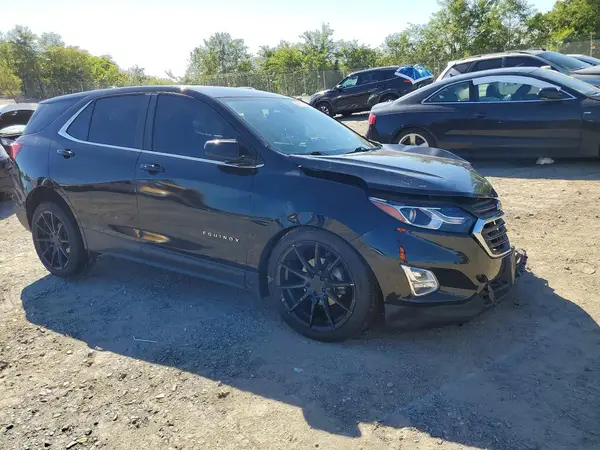 2GNAXUEV0M6126407 — 2021 Chevrolet Equinox, фото 4 с аукциона Copart, Передняя часть