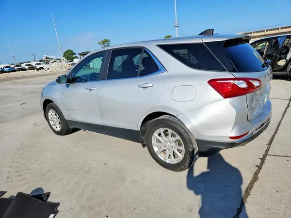 2GNAXTEV0M6141595 — 2021 Chevrolet Equinox, фото 2 с аукциона Copart, Задняя часть