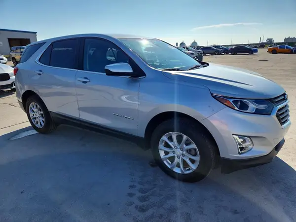 2GNAXTEV0M6141595 — 2021 Chevrolet Equinox, фото 4 с аукциона Copart, Задняя часть
