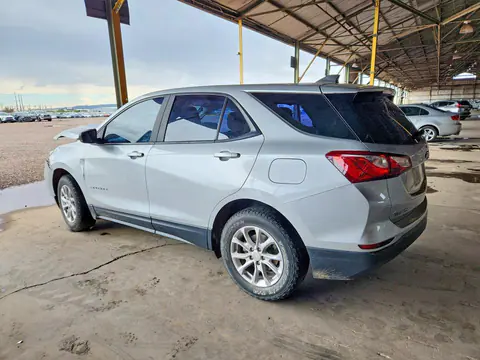 2021 Chevrolet Equinox VIN 3GNAXHEVXMS161612 фото 2
