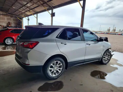 2021 Chevrolet Equinox VIN 3GNAXHEVXMS161612 фото 3