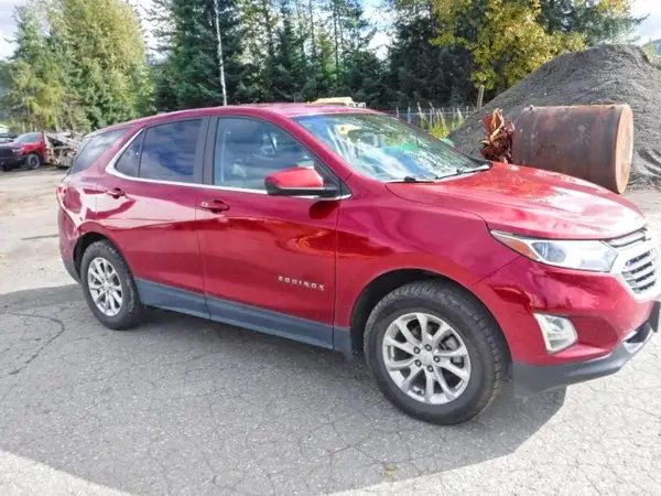 2GNAXUEV1M6150988 — 2021 Chevrolet Equinox, фото 4 с аукциона Copart, Задняя часть