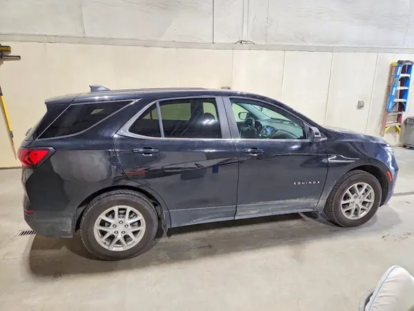 3GNAXUEV4NL308656 — 2022 Chevrolet Equinox, фото 3 с аукциона Copart 30.09.2026, Естественный износ