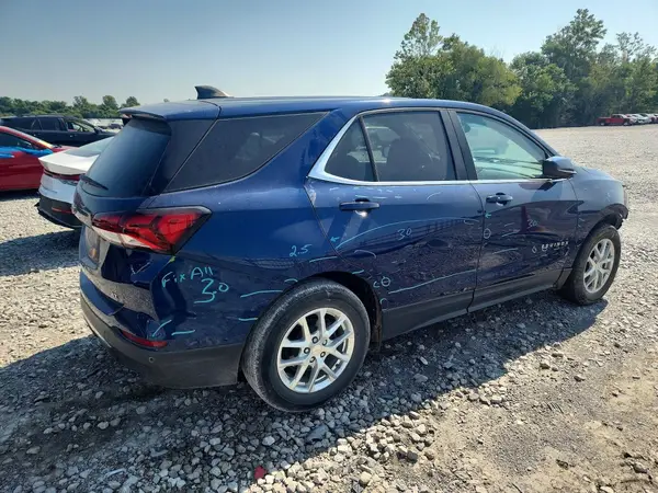 3GNAXKEV6NS213896 — 2022 Chevrolet Equinox, фото 3 с аукциона Copart, Передняя часть