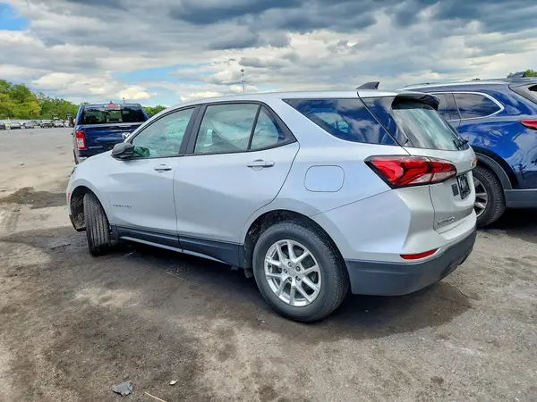 3GNAXSEV7NS149271 — 2022 Chevrolet Equinox, фото 2 с аукциона Copart, Подтопление