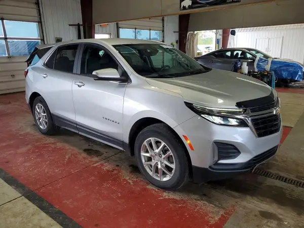 3GNAXUEV4NS176763 — 2022 Chevrolet Equinox, фото 4 с аукциона Copart 28.09.2026, Задняя часть