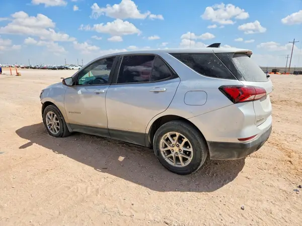 2GNAXHEV9N6101014 — 2022 Chevrolet Equinox, фото 2 с аукциона Copart 14.10.2026, Передняя часть